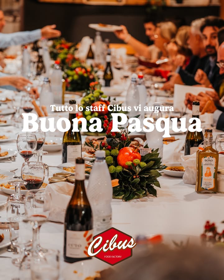 Le feste più belle iniziano sempre così:
una tavola che si